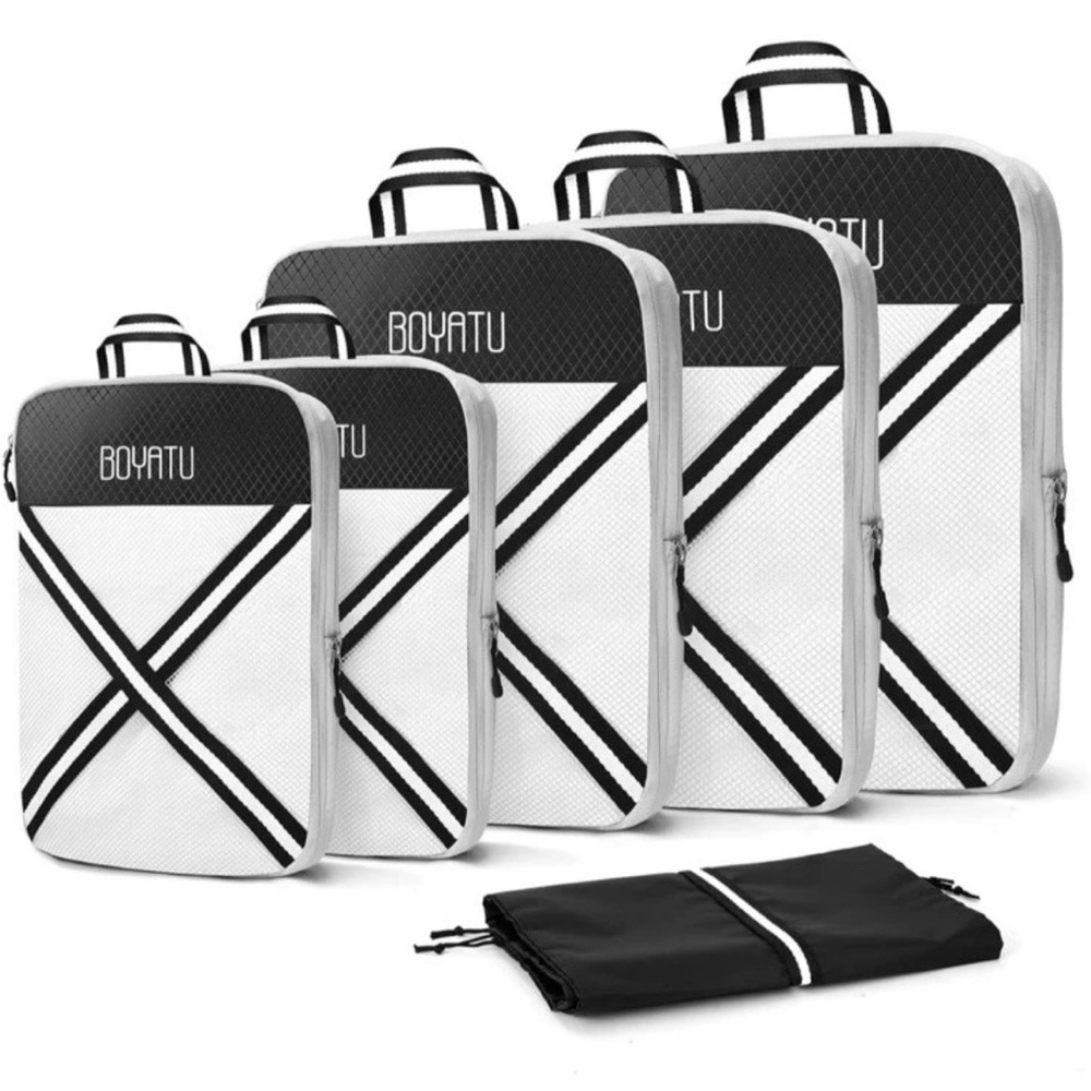 Black and White Travel Bag Set